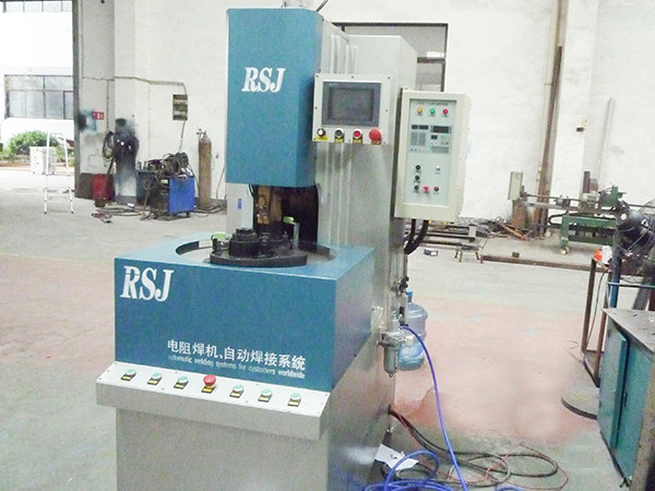隔水套點焊機(jī)