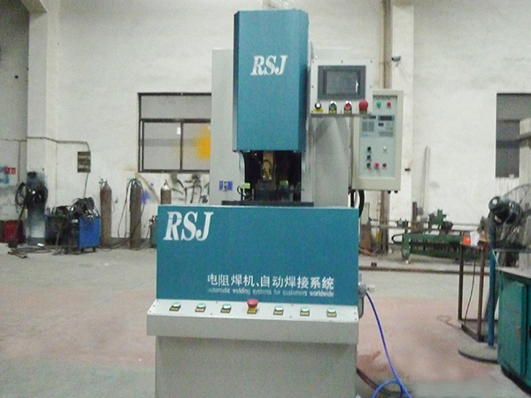 隔水套點焊機(jī)